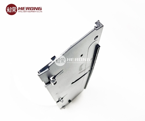 01750044014 Partes de la máquina del cajero automático Wincor 2050xe Bloqueo lateral Caseta marco derecho
