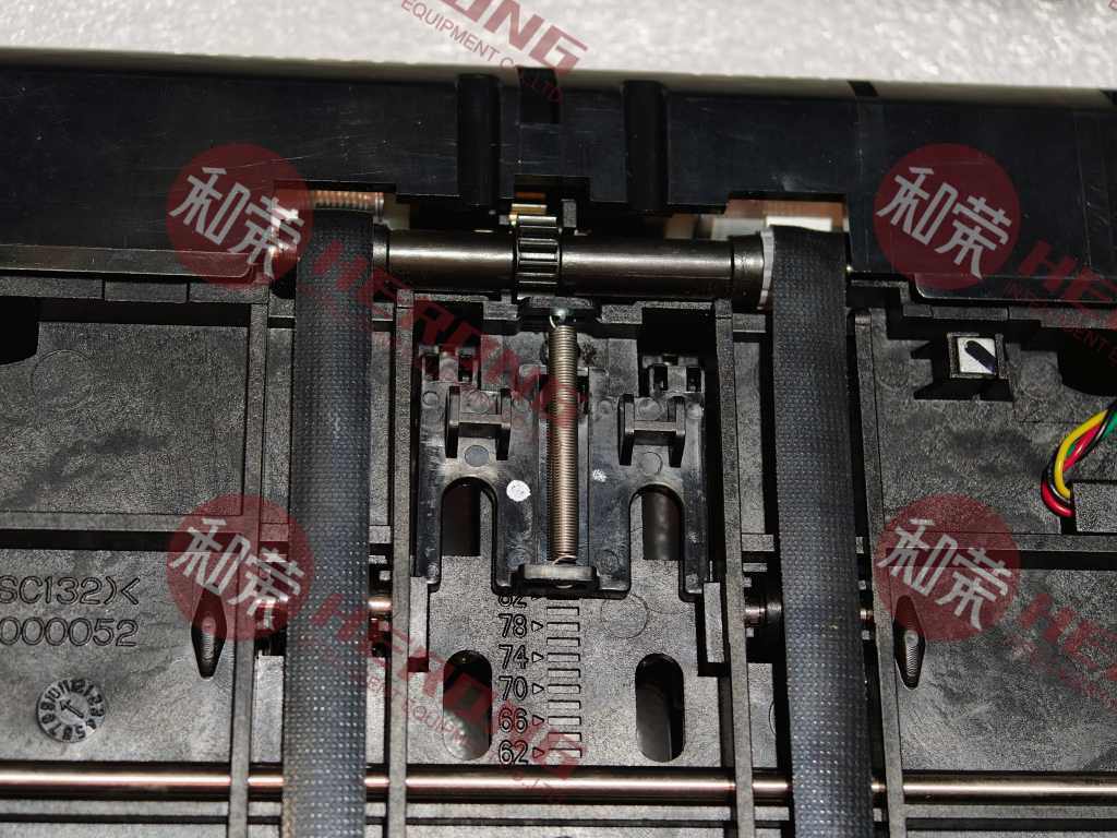 Nuevo resorte de alta calidad para piezas de dispensador de efectivo ATM Hyosung CDU, abrazadera, carro